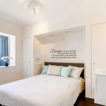 Apartment Premium Holidays - Modern Eden Roc With Sea View At Westende *
